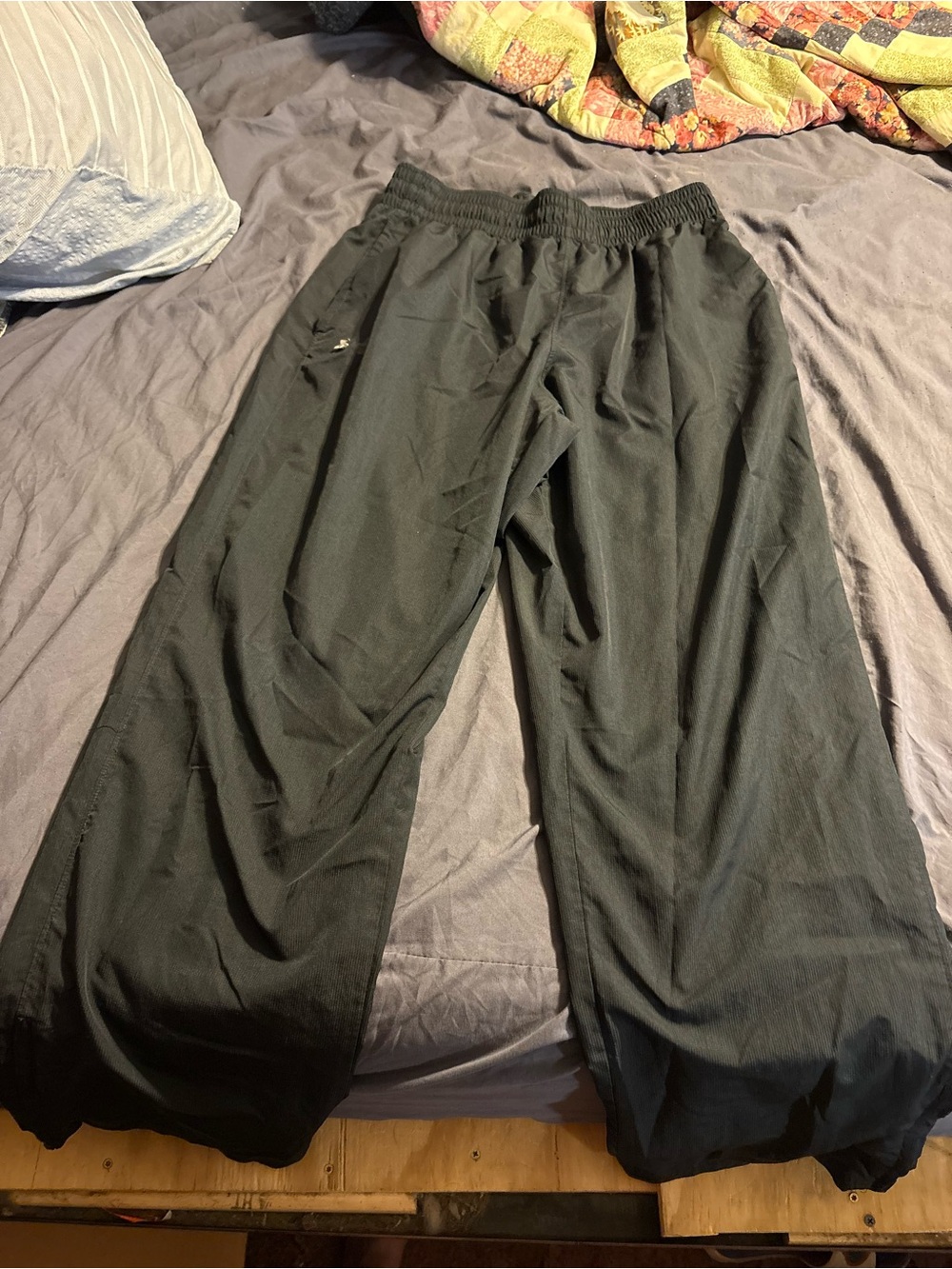 Under Armour Black Women's Track Pants with Elastic Waist